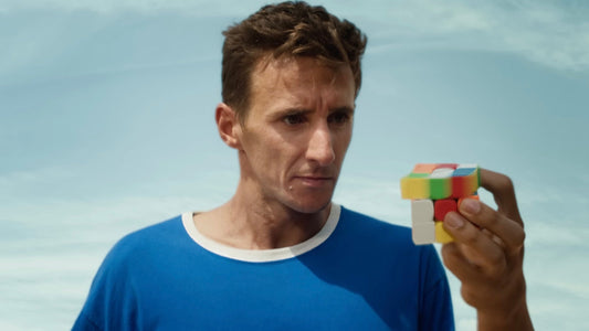 iPhone 17 Pro predstavljen u novom oglasu “Peak performance”