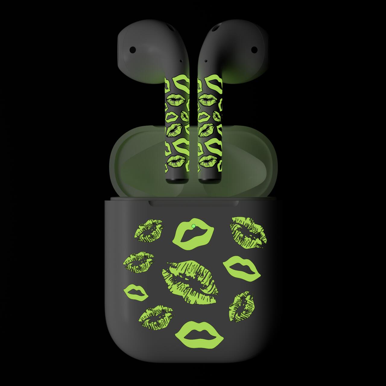 Next One ArtSkin naljepnica za Airpods 1. i 2. generacije - Glowing Lips - iSTYLE.hr